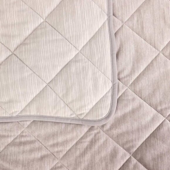 Life Comfort Reversible Cooling Throw Blanket Grey - Picture 9 of 10